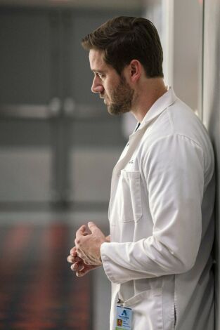 New Amsterdam (T2): Ep.17 Despegue