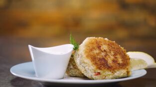 Food Factory USA: Galletas y pastel de cangrejo