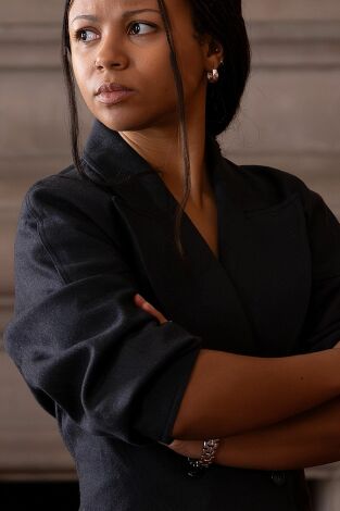 Industry (T4): Episodio 1