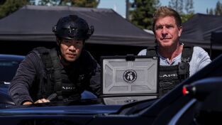 S.W.A.T.: Los hombres de Harrelson (T4): Ep.16 Encerrados