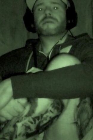 Cazadores de fantasmas: Un niño y secretos enterrados