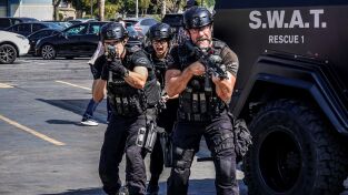 S.W.A.T.: Los hombres de Harrelson (T5): Ep.4 Centinela