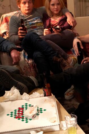 Shameless (T1): Ep.2 Frank el moñas