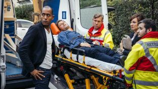 Asesinatos en la montaña (T1): Ep.6 Incógnito