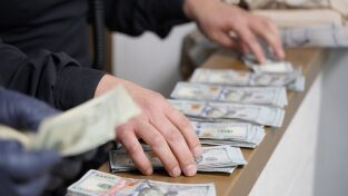 Control de aeropuertos: USA: Hierba destino Londres