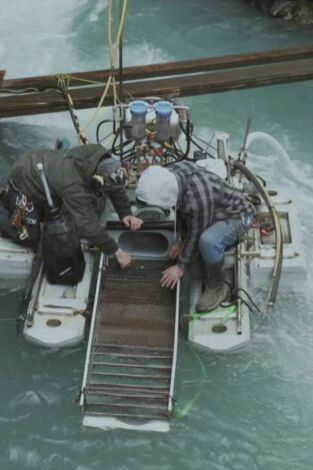 La fiebre del oro: aguas bravas: Un loco muy especial