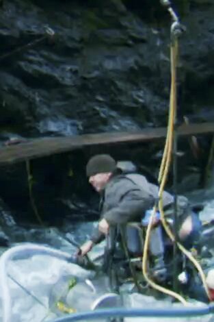 La fiebre del oro: aguas bravas: Al borde