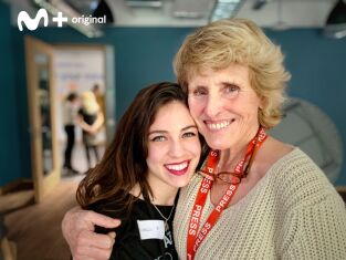 Scott y Milá: Mujeres