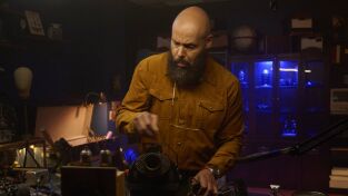 SurrealEstate (T3): Ep.7 Un trocito del más allá