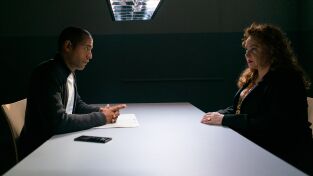 Asesinatos en la montaña (T2): Ep.3 Viva la música