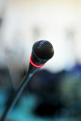 Rueda de prensa (T25/26): Luis de la Fuente y jugador de la selección (26/03/2026)
