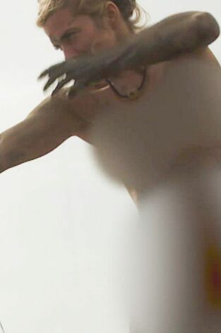 Aventura en pelotas XL: Cazadores cazados