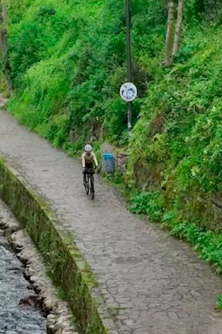 Un país en bicicleta. Diario de una ciclista: Lebaniego