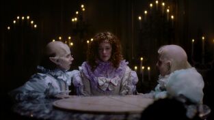 Silencio (T1): Ep.1 Las flores del infierno