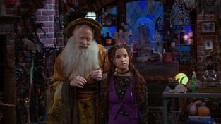 Vuelven los Magos de Waverly Place (T1): Ep.6 Continúa la leyenda de lo espeluznante