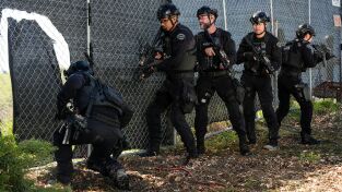 S.W.A.T.: Los hombres de Harrelson (T7): Ep.8 Hombre de familia