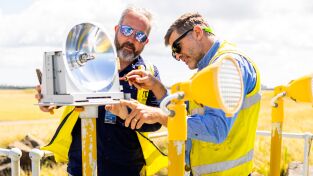 Dentro del Aeropuerto de Sidney: Reparado y a volar