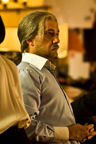 Guante blanco (T1): Ep.4 El vino