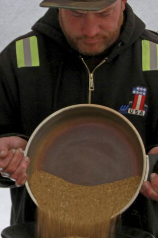 La fiebre del oro: De monstruos y hombres