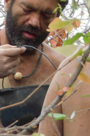 Aventura en pelotas XL: Una ballesta y una cruz