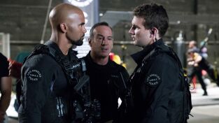 S.W.A.T.: Los hombres de Harrelson (T1): Ep.2 Cuchillo