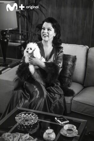 Arde Madrid (T1): Ep.1 Poco católica