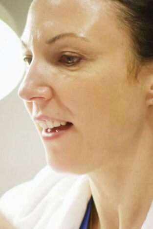 Dra. Emma: clínica dermatológica: David, Sophie, Katerina, Aria