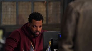 Chicago P.D. (T12): Ep.21 Ataúd abierto