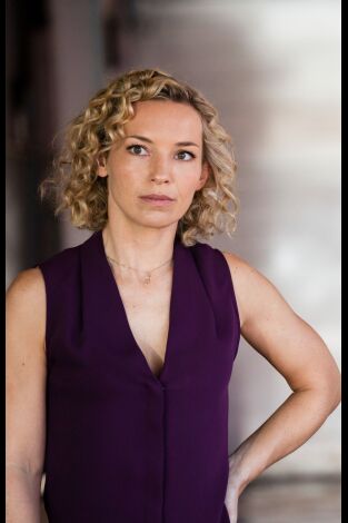 Magnum (T4): Ep.19 El largo sueño