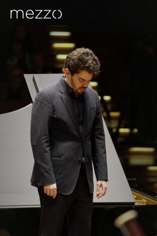 Juan Pérez Floristán, Israel Philharmonic, Lahav Shani : Prokofiev, Rachmaninov, Stravinsky