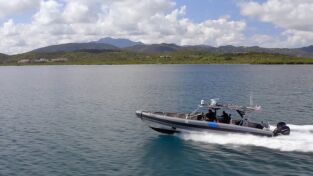 Control de aeropuertos: el Caribe: Coca y dinero