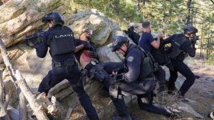 S.W.A.T.: Los hombres de Harrelson (T1): Ep.21 Cazados