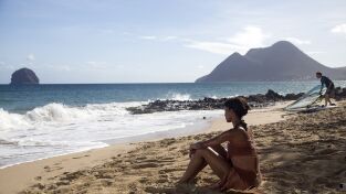 Crimen en el trópico (T1): Ep.1 La bahía de Arlet