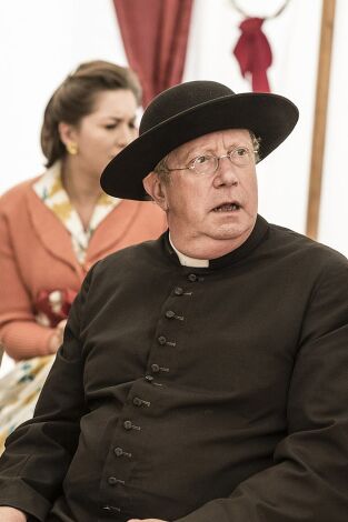 Padre Brown (T8): Ep.9 La caída de la firma St. Gardner