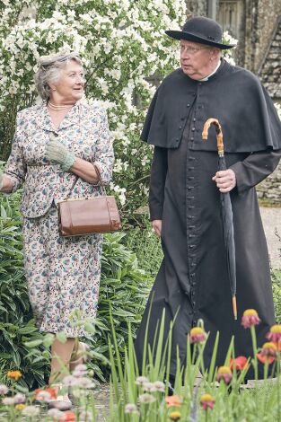 Padre Brown (T9): Ep.8 Las chicas descarriadas