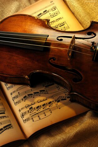 Kristóf Baráti interpreta las obras para violín y orquesta de Bartók