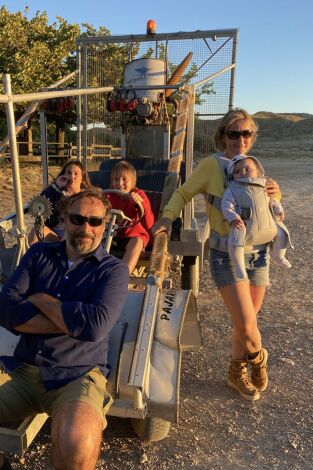 Mi familia en la mochila. Family run: Aventuras entre delfines y nubes en Cádiz