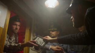 Segunda Guerra Mundial: Infierno bajo el mar: Subversión