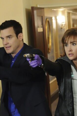 Warehouse 13 (T4): Ep.6 Brechas